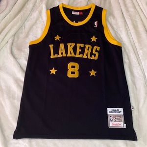 kobe bryant jersey
